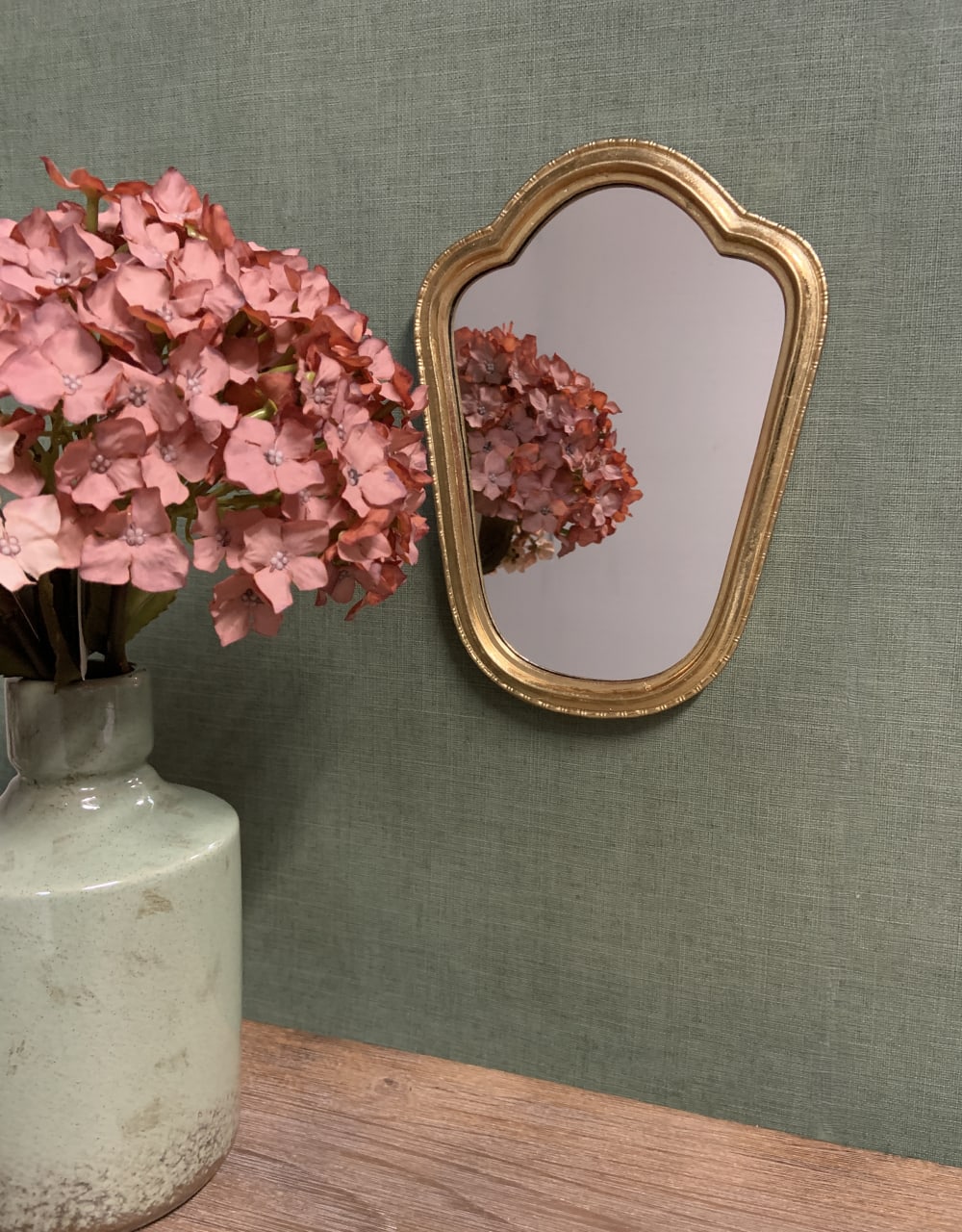Petit miroir 21.9x26cm dore