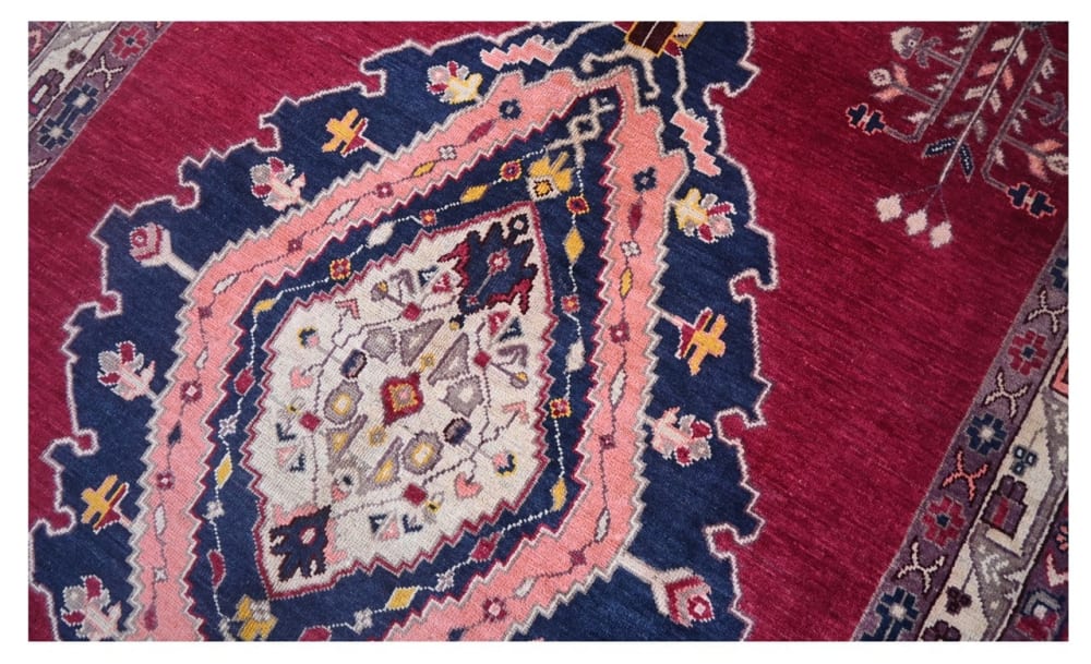 Orientalischer handgeknüpfter Teppich aus bunter Wolle 242x170 cm