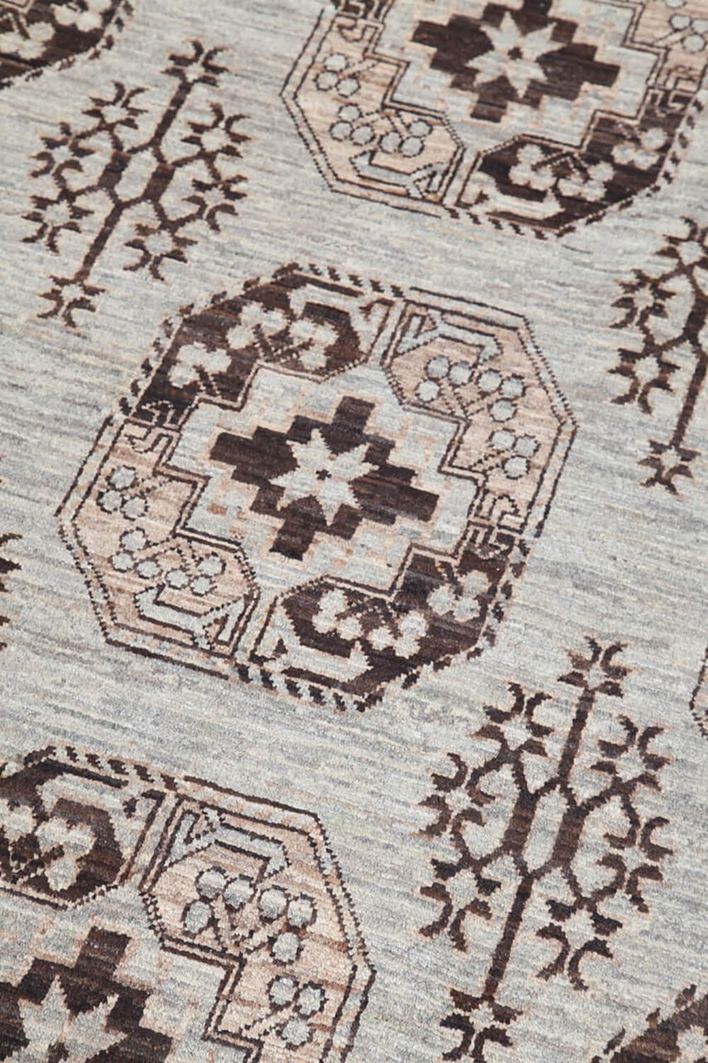 Orientalischer handgeknüpfter Teppich aus bunter Wolle 274x178 cm