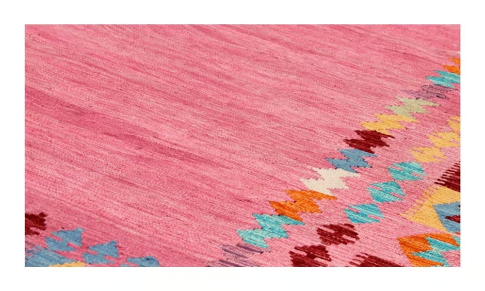 Handgefertigter Kilim Teppich aus natürlicher Wolle rosa