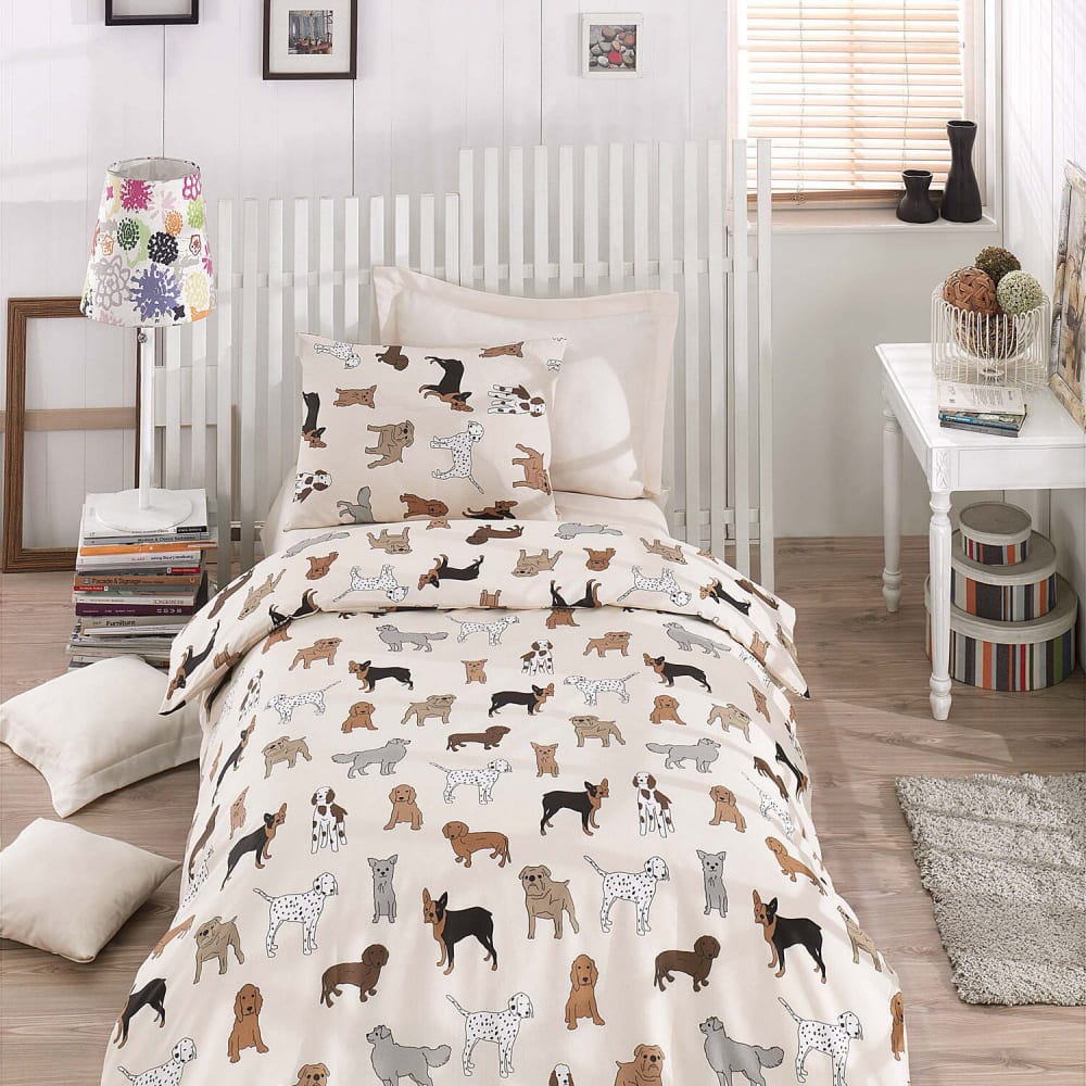 Parure de lit enfant en polycoton imprimée chien + 1 taie 140x200 cm Parure de lit enfant en polycoton imprimée chien + 1 taie 140x200 cm