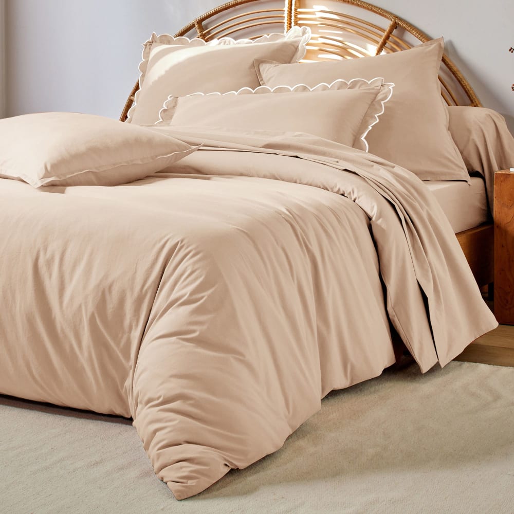 Taie volant en coton beige 63x63cm