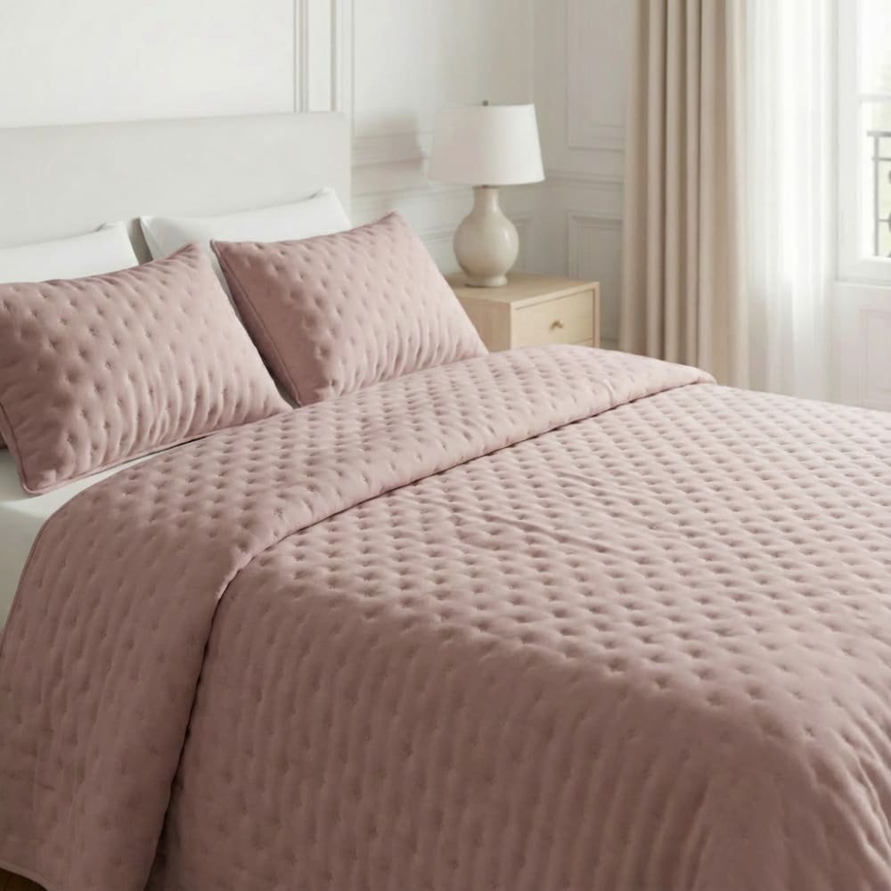 Couvre-lit uni matelassé extra doux rose poudré 280x270 cm Couvre-lit uni matelassé extra doux rose poudré 280x270 cm
