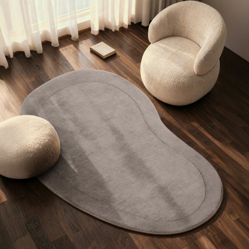 Tapis en laine de forme organique tufté main Gris 125x200cm — vue 3