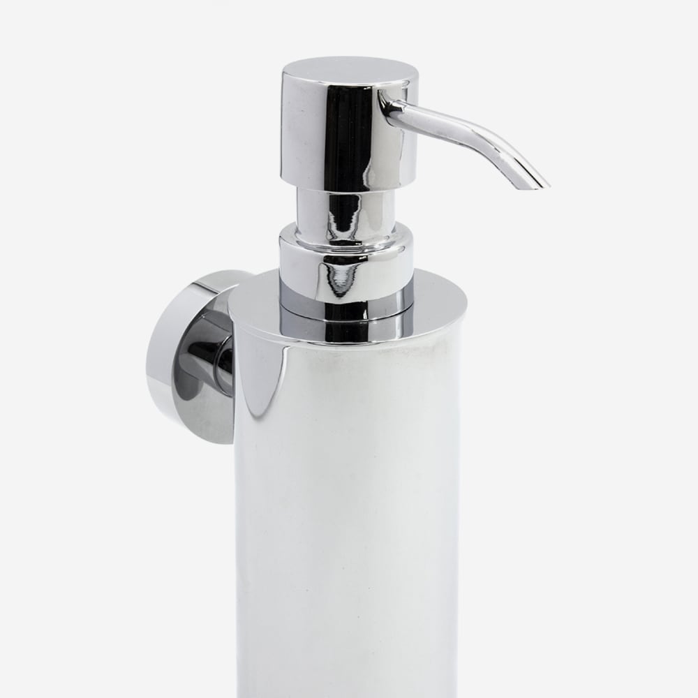 Distributeur de savon mural en laiton brillant