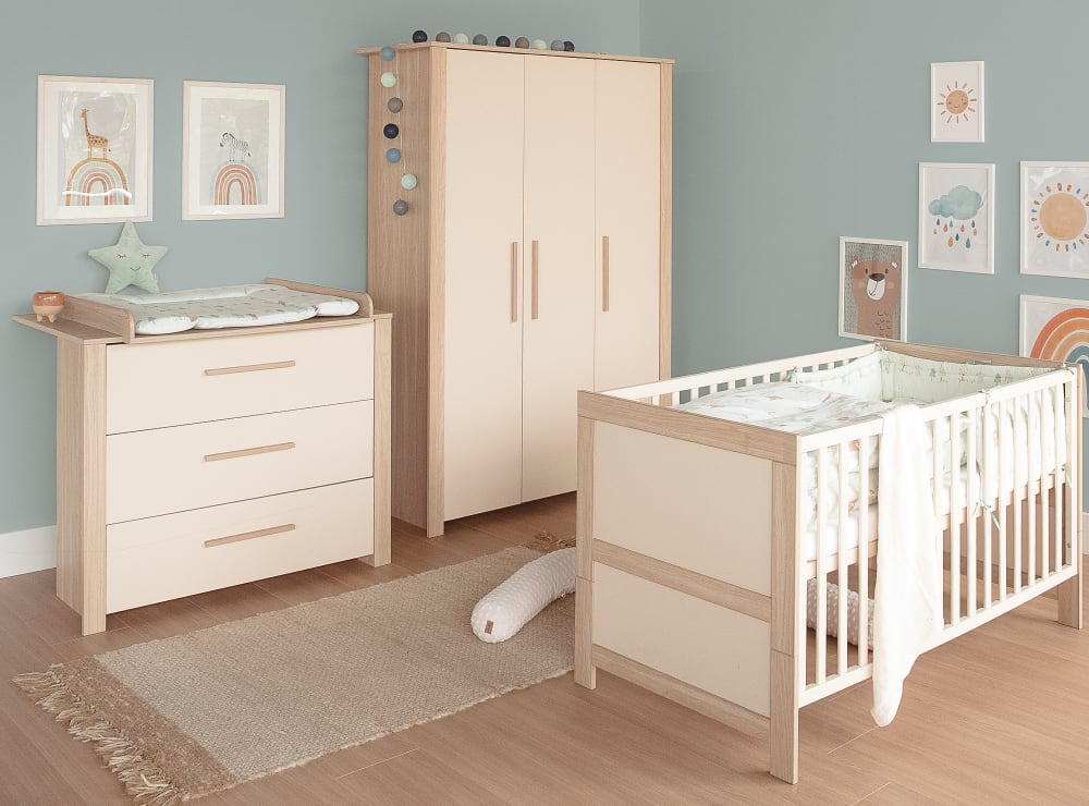 Babyzimmer komplett, matt, Spanplatte, Eiche-Tristan und Cashmere