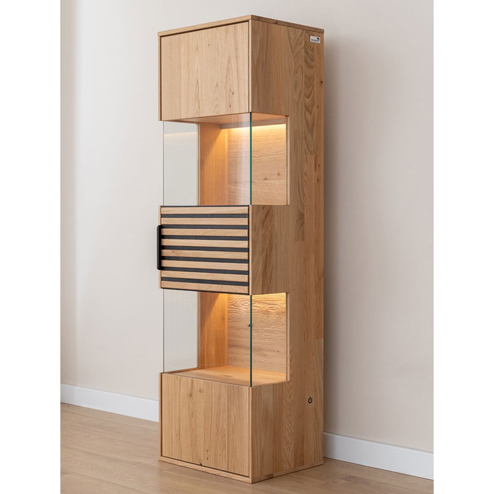 Hängevitrine mit Beleuchtung aus Massivholz, 43x33x142cm, eiche