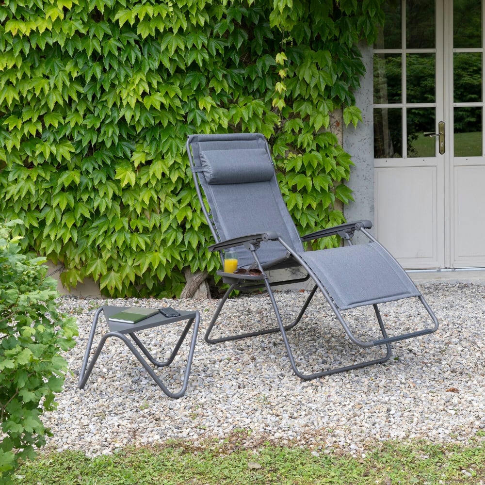 Ensemble fauteuil relax et porte gobelet en acier gris