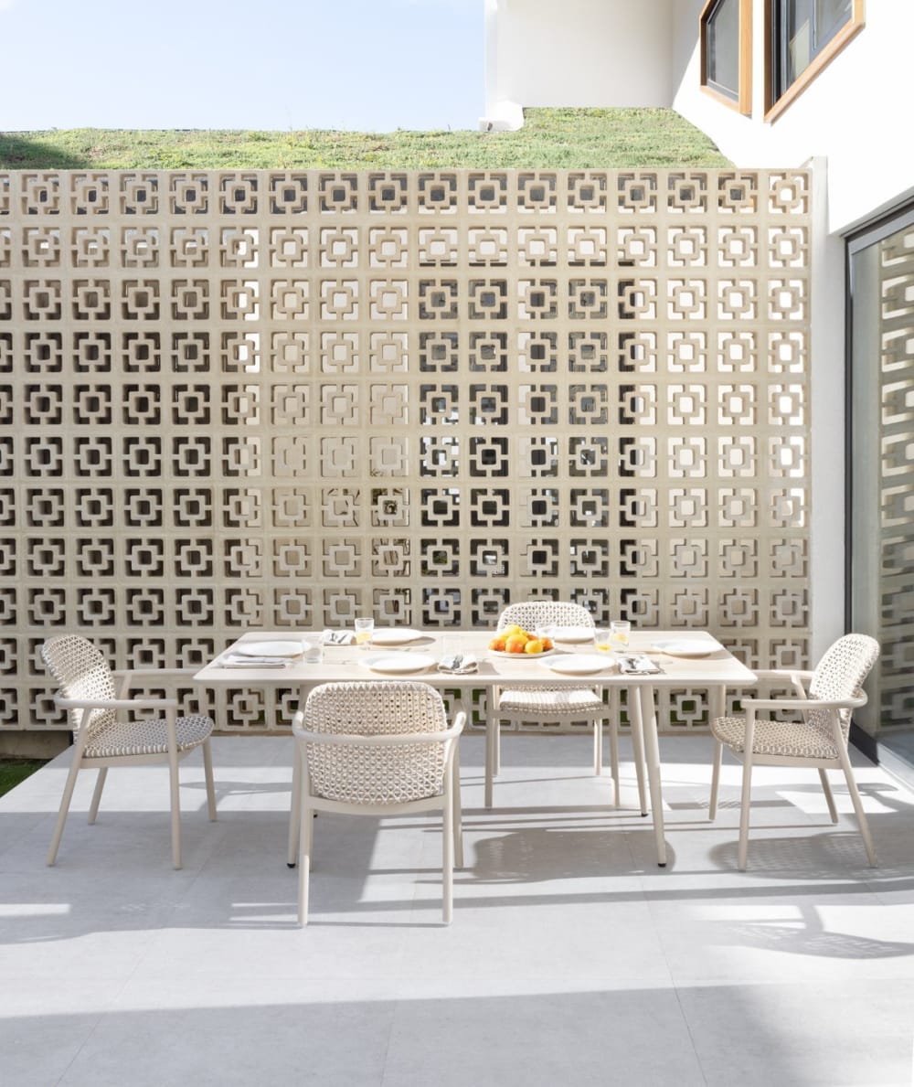 4er-Set Sessel aus Aluminium und zweifarbiger Kunstfaser -