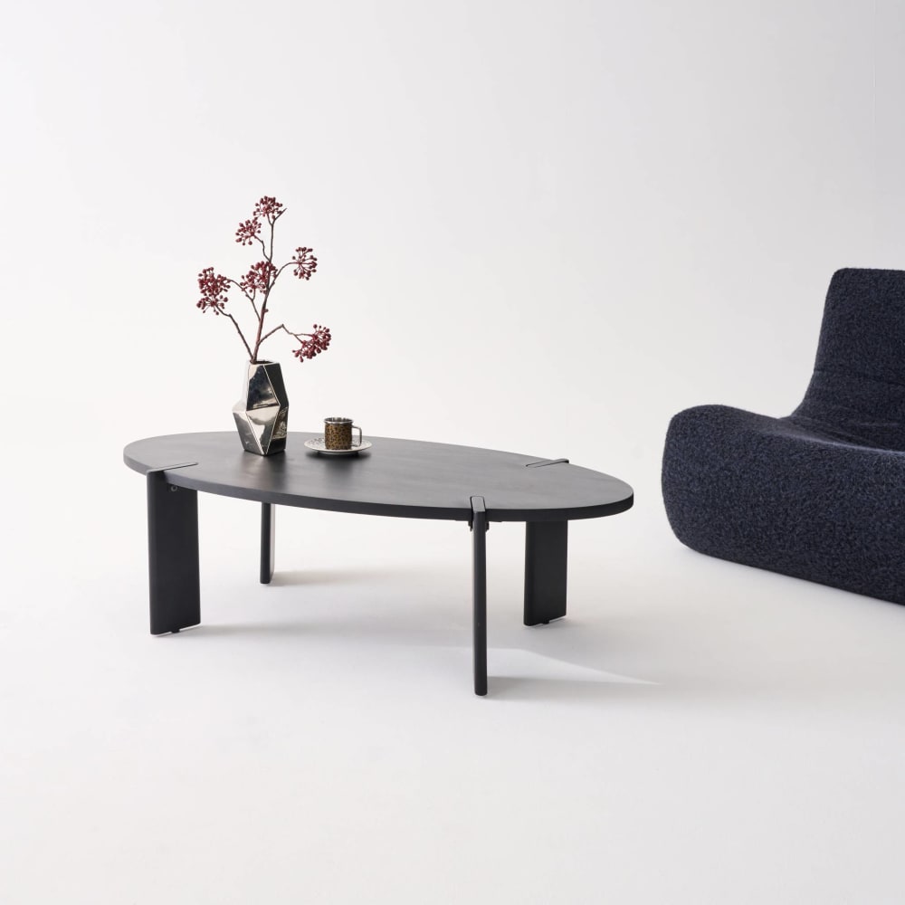 Ovaler Couchtisch aus massivem Mangoholz 120 cm schwarz - Maisons