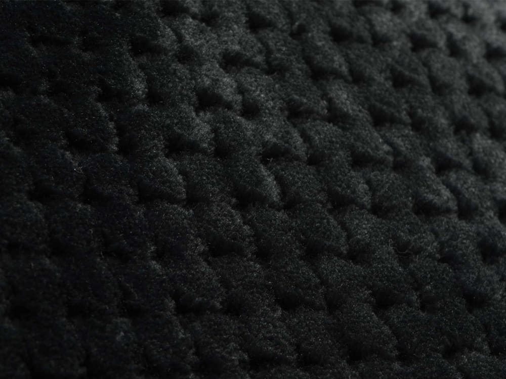 Coussin noir avec housse damier unie 40 x 40 cm — vue 4
