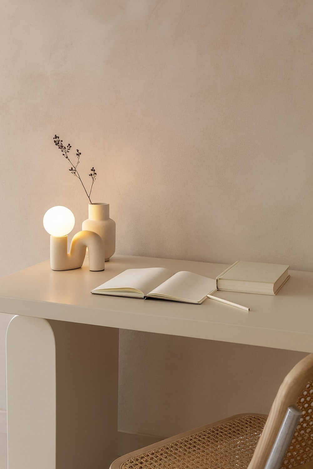 Lampe design en céramique gris — vue 3