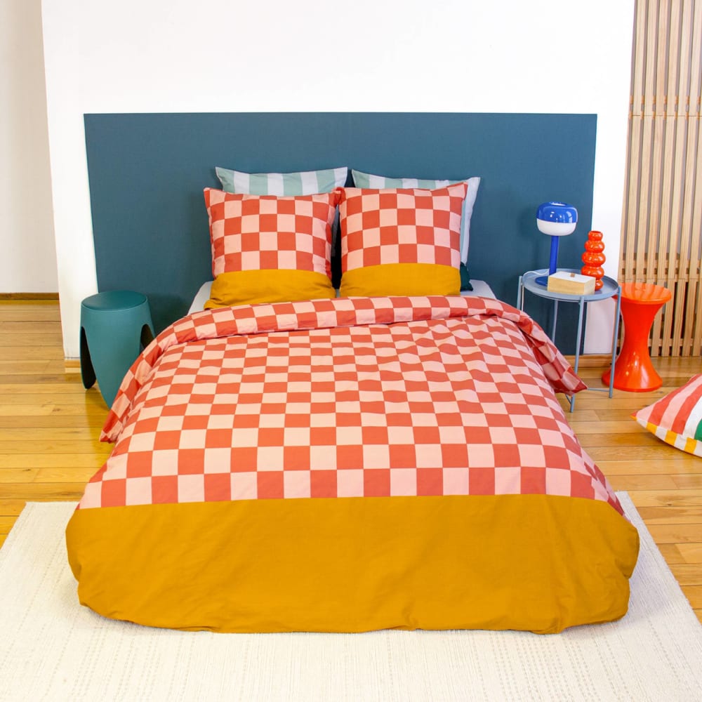 Parure de lit coton motifs damier rouge et orange 240 x 220cm
