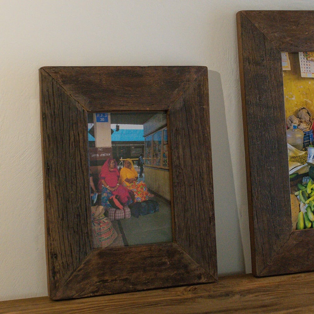 Cadre photo en bois recyclé naturel — vue 3