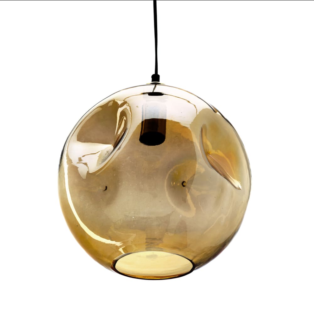 Pendelleuchte aus recyceltem glas in hell und goldfarben,