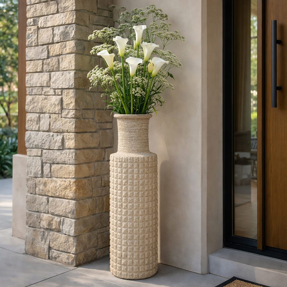 Mauro Ferretti Beigefarbene Kunstharzvase für den Außenbereich, Ø 24,5 x 97 cm style modern Beige
