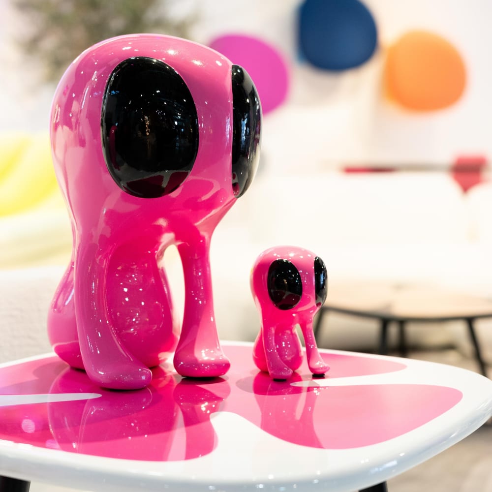 Table d'appoint carrée blanche fleur rose