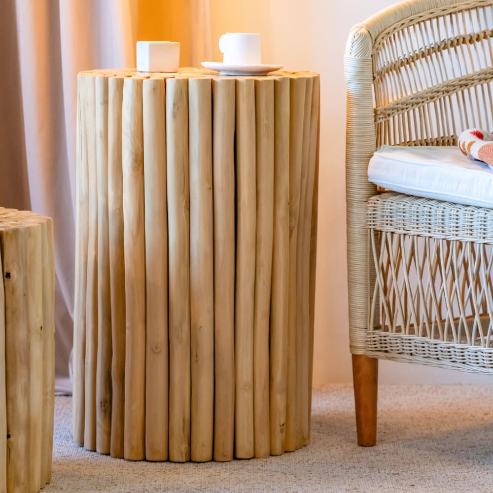 Guéridon haut en branche de teck