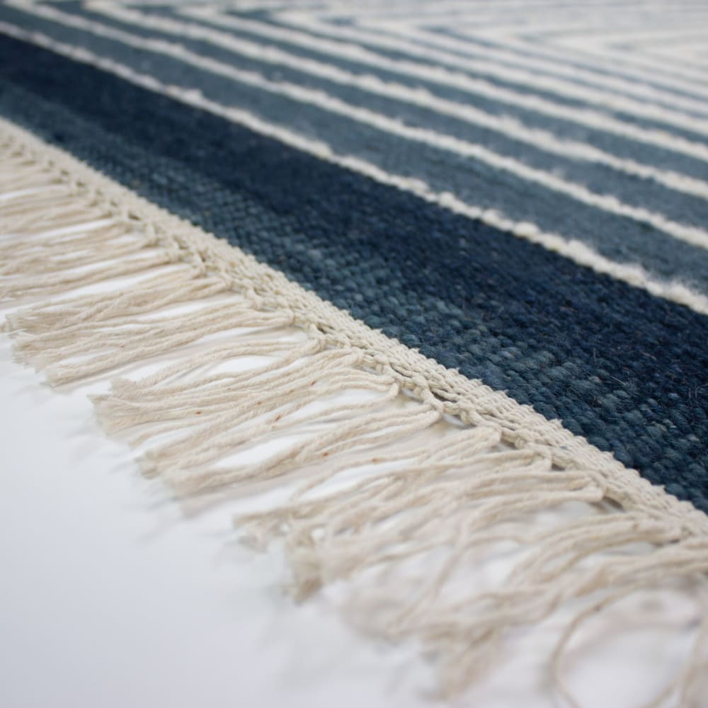 Tapis en laine bleue et beige 200x300cm — vue 4