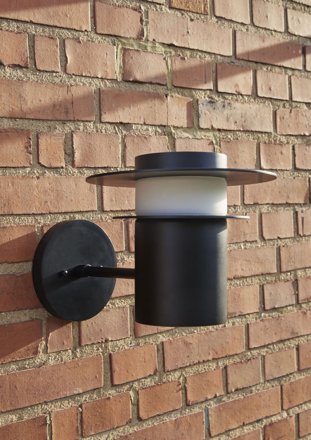 Wandleuchte aus Metall, schwarz - Maisons Du Monde