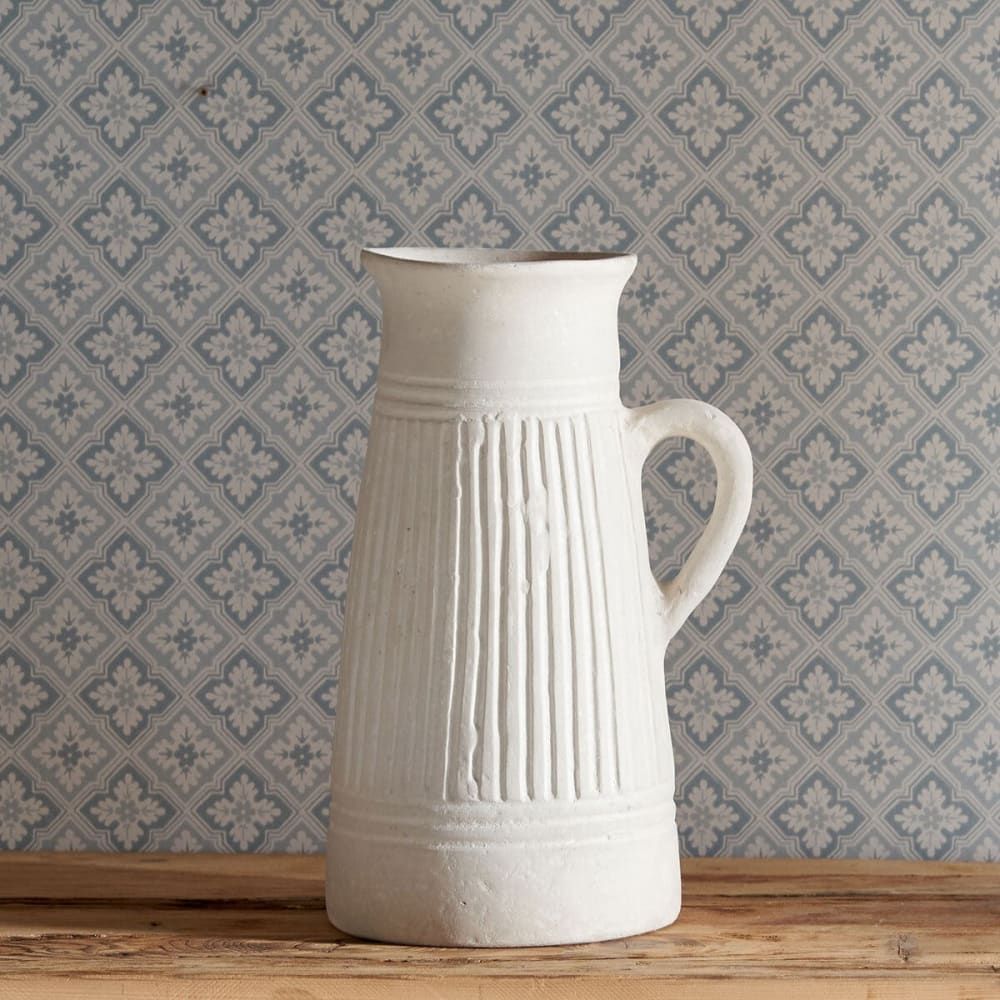 Vase mit Henkel aus weißem Pappmaché - Maisons Du Monde
