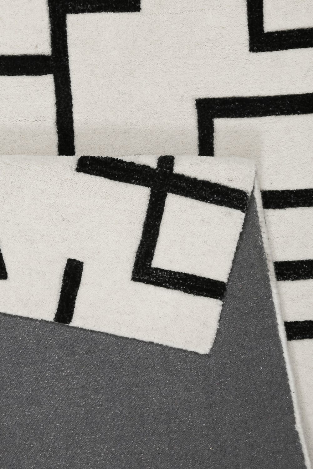 Tapis design graphique tufté pure laine ivoire et noir 70x140 — vue 4