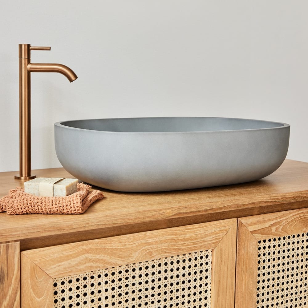 BERAH GETAH Ovales Waschbecken aus grauem Beton style modern - Beton
