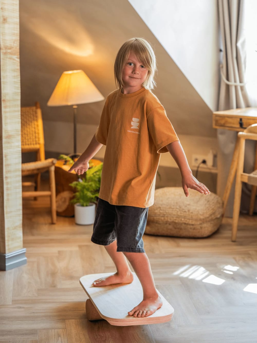 Balancierbrett und Korkrolle für Kinder aus Sperrholz - Maisons