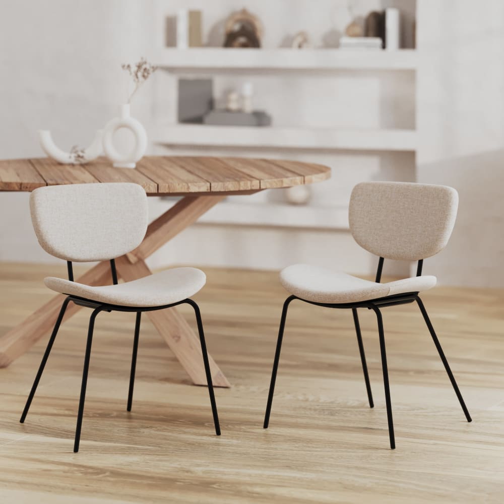 Set von 2 Stoffstühlen in Beige mit schwarzen Metallbeinen -