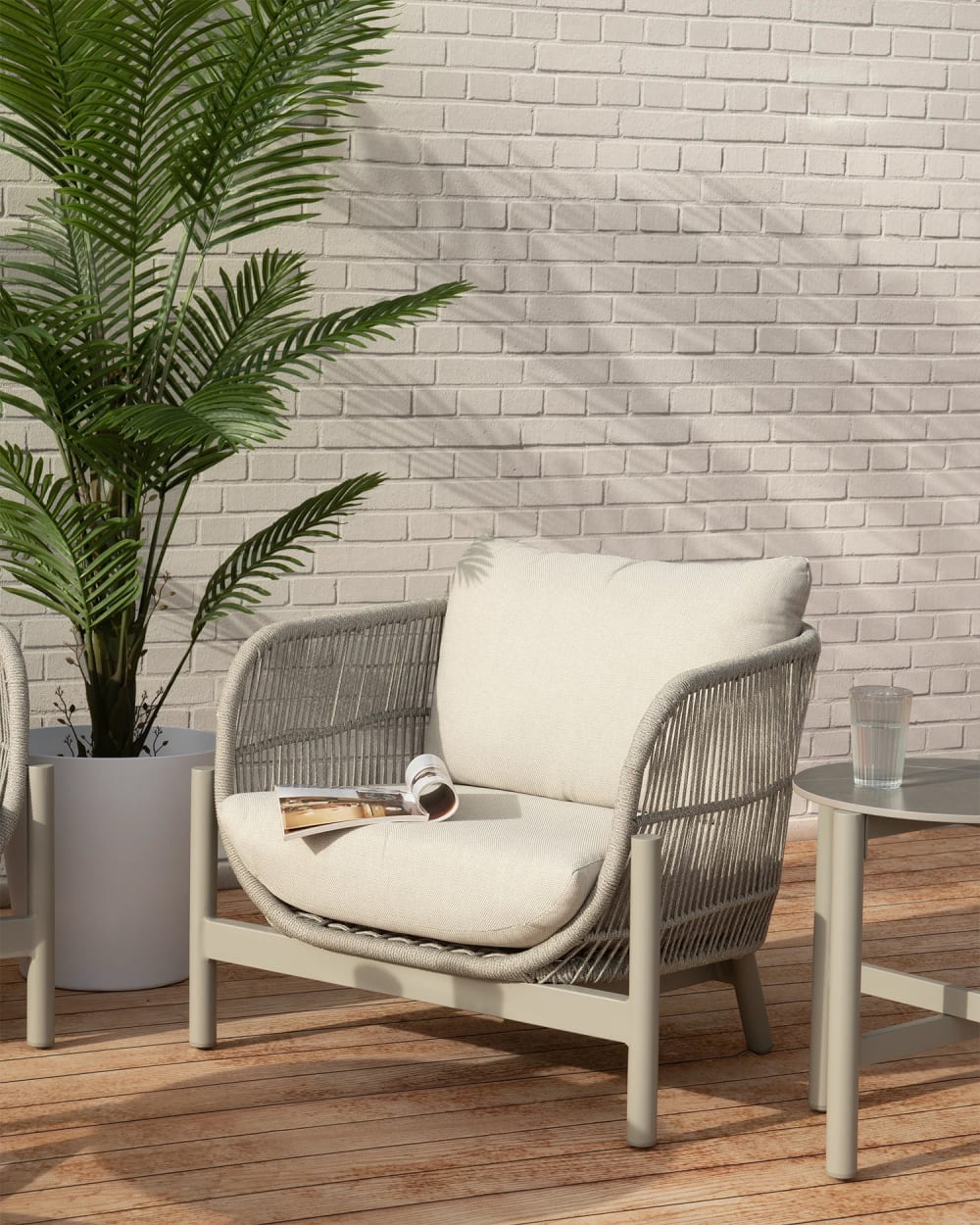 Sessel aus Aluminium und beigem Seil - Maisons Du Monde