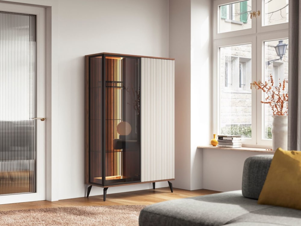 2-türige Vitrine mit LED Kaschmir/Walnuss 103x147 cm - Maisons Du