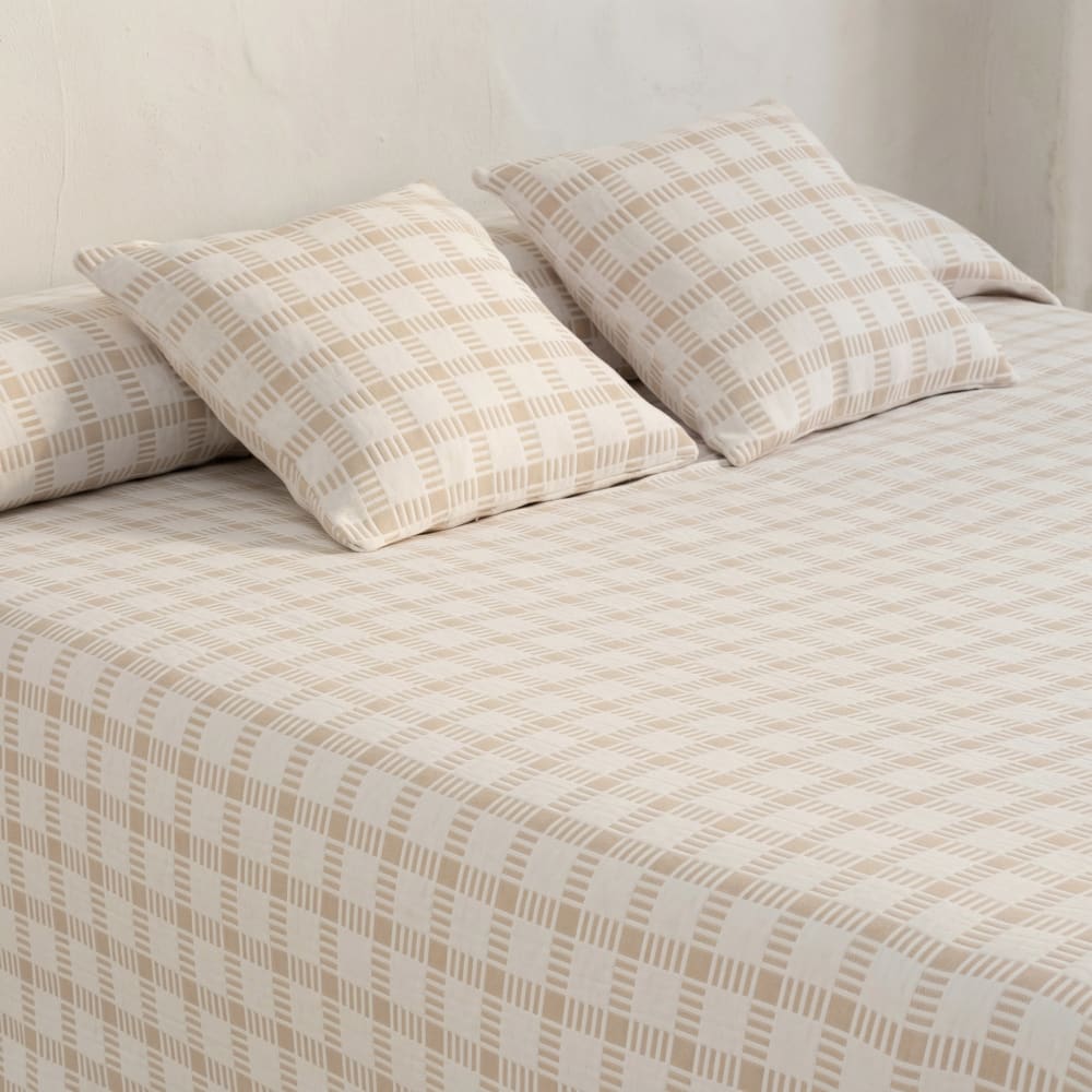 Leichte Tagesdecke aus Baumwolle, Elfenbein 270x270cm - Maisons