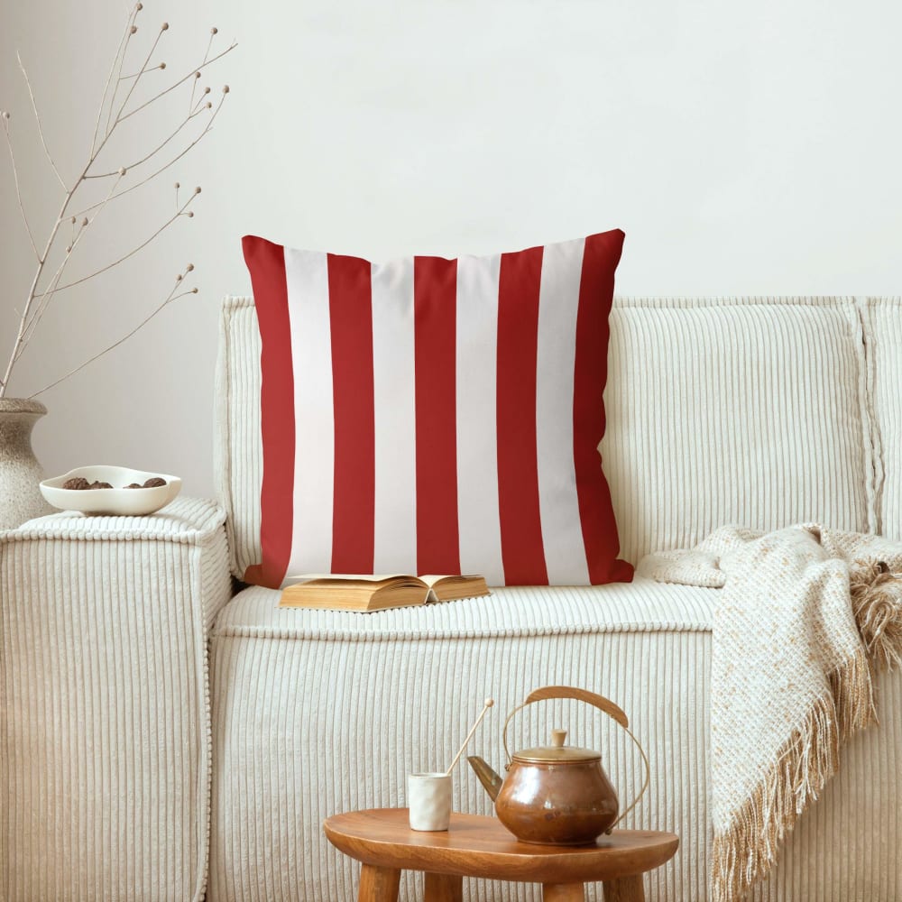Dekokissen Längsstreifen II aus Polyester, rot 40 x 40 cm -