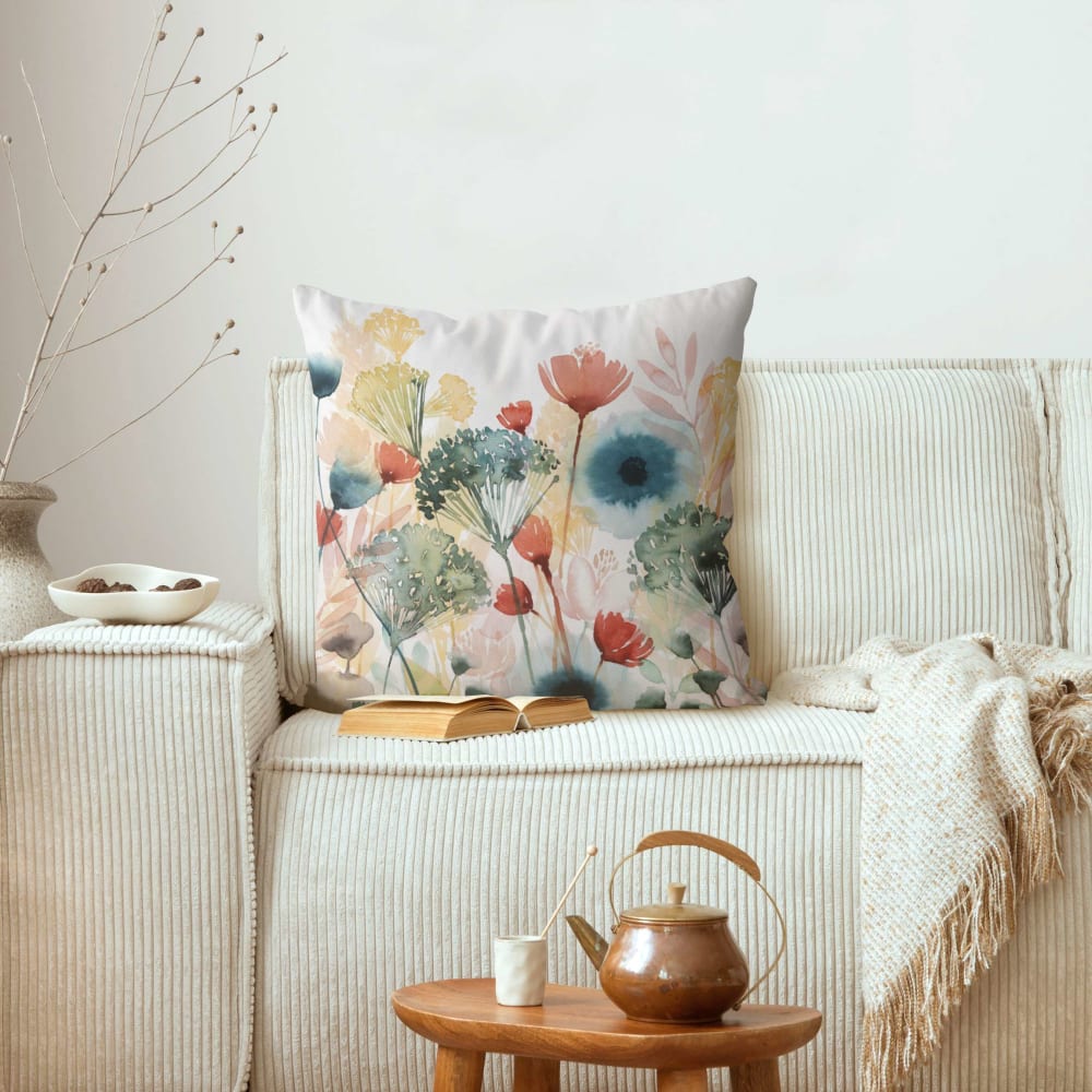 Dekokissen Wildblumen im Sommer I aus Polyester, weiß 40 x 40 cm
