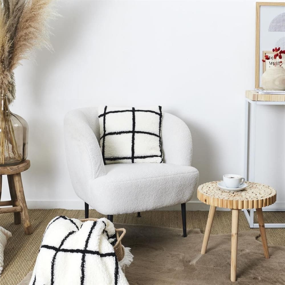 Coussin sherpa blanc et noir à carreaux 40x40cm — vue 3