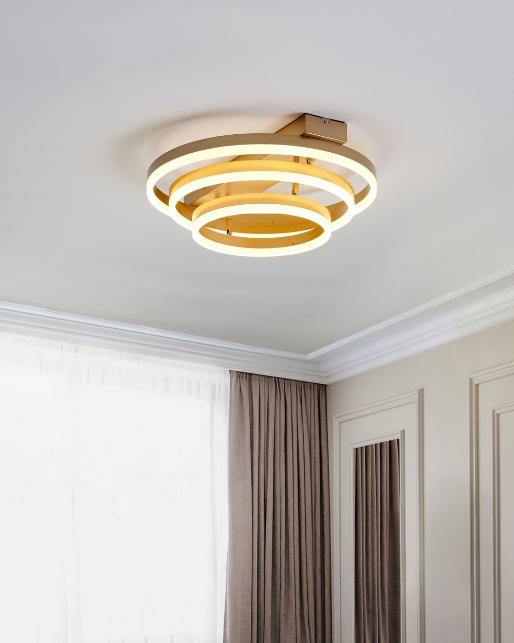 Plafonnier à led doré — vue 3