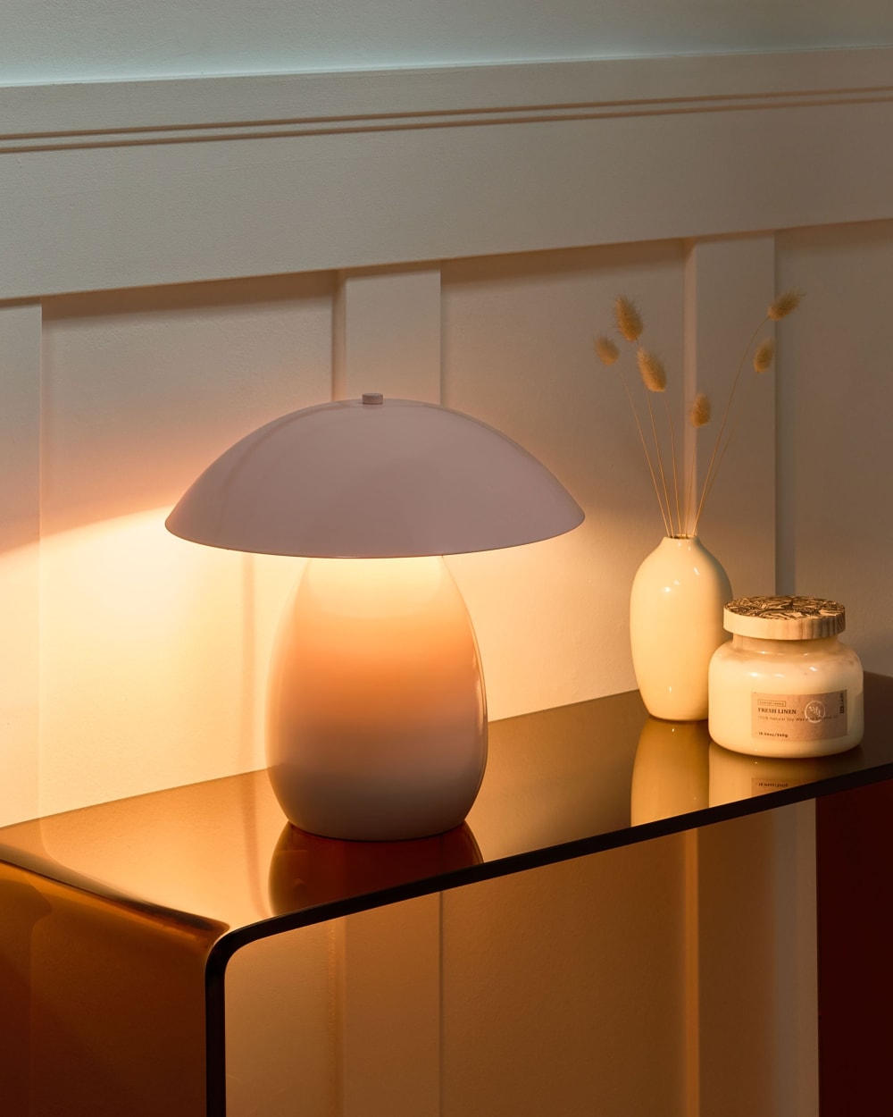 Lampe à poser métal rose pastel — vue 3