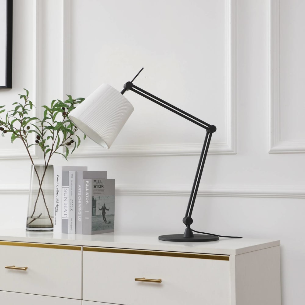 Lampe à poser en métal noir — vue 4