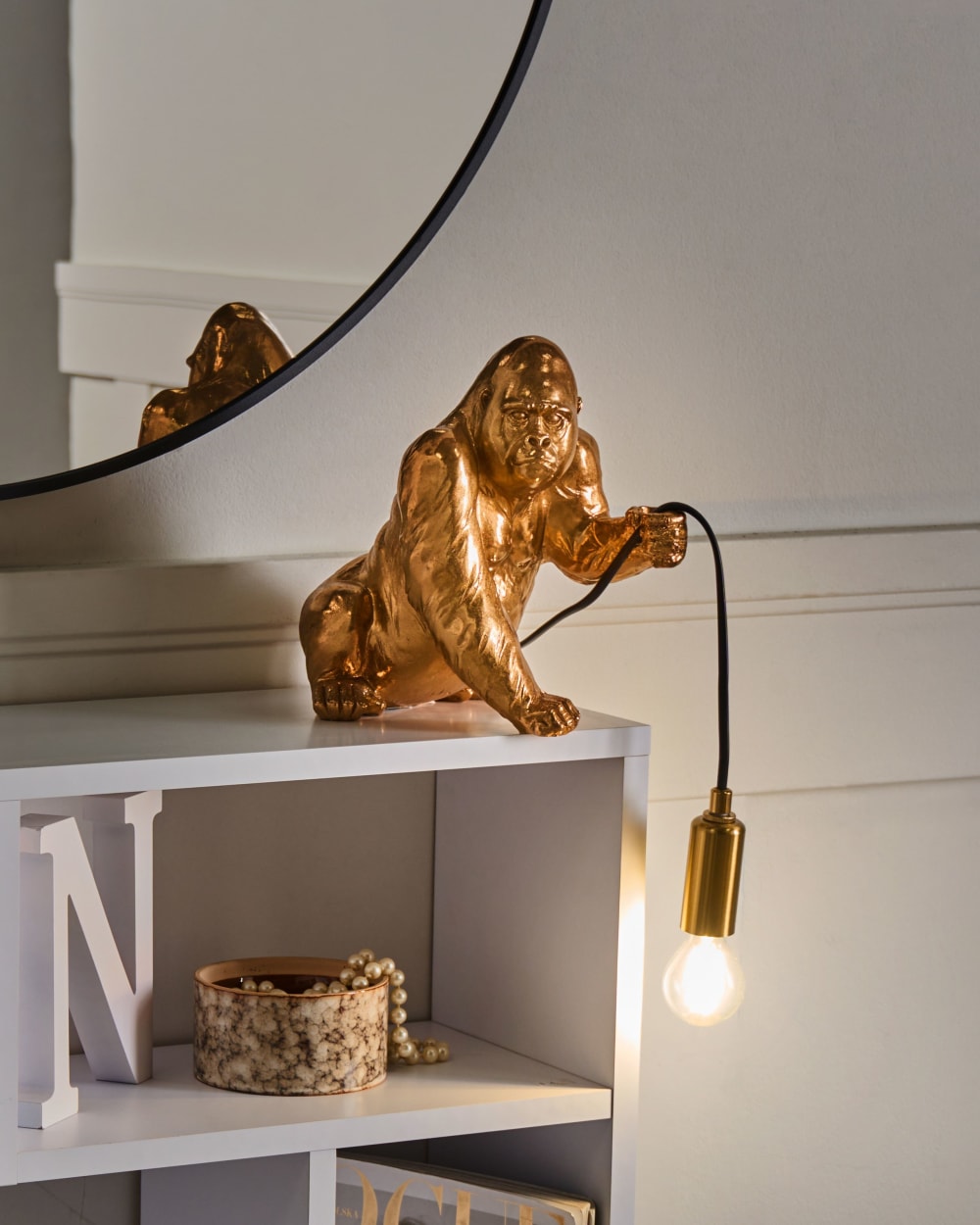 Lampe à poser gorille doré — vue 3