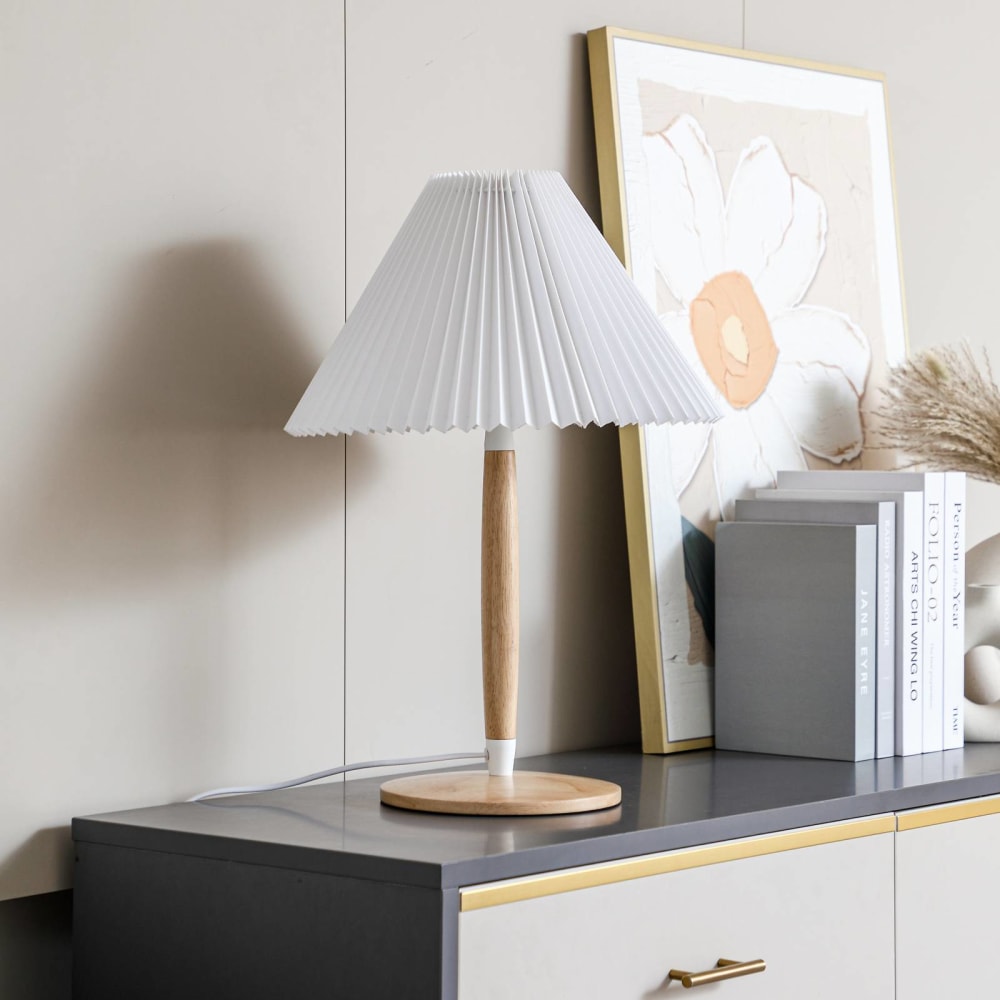 Lampe à poser en bois marron — vue 3