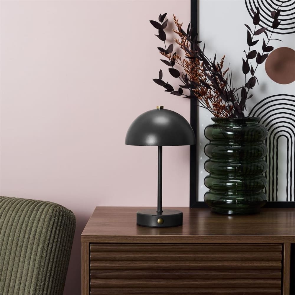 Lampe à poser en métal noir rechargeable (h25cm) — vue 4