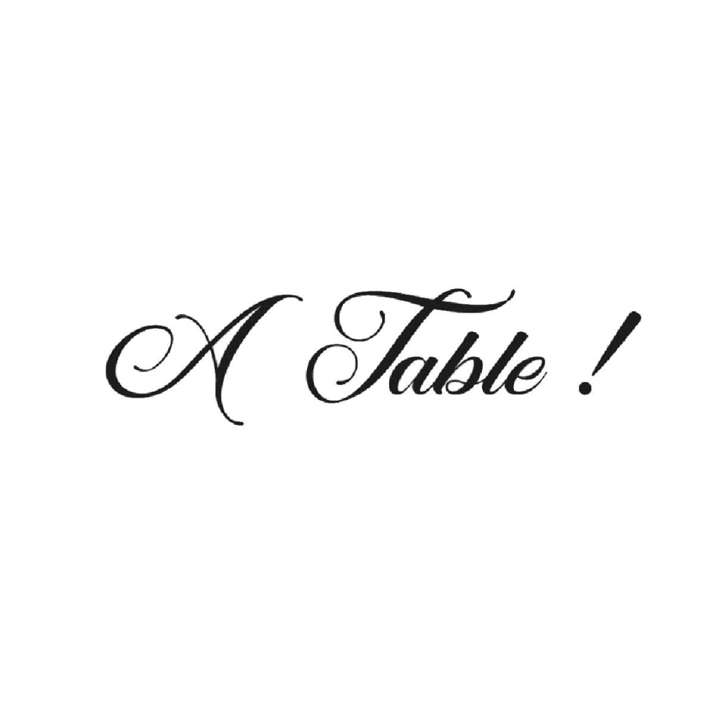 Sticker mural a table