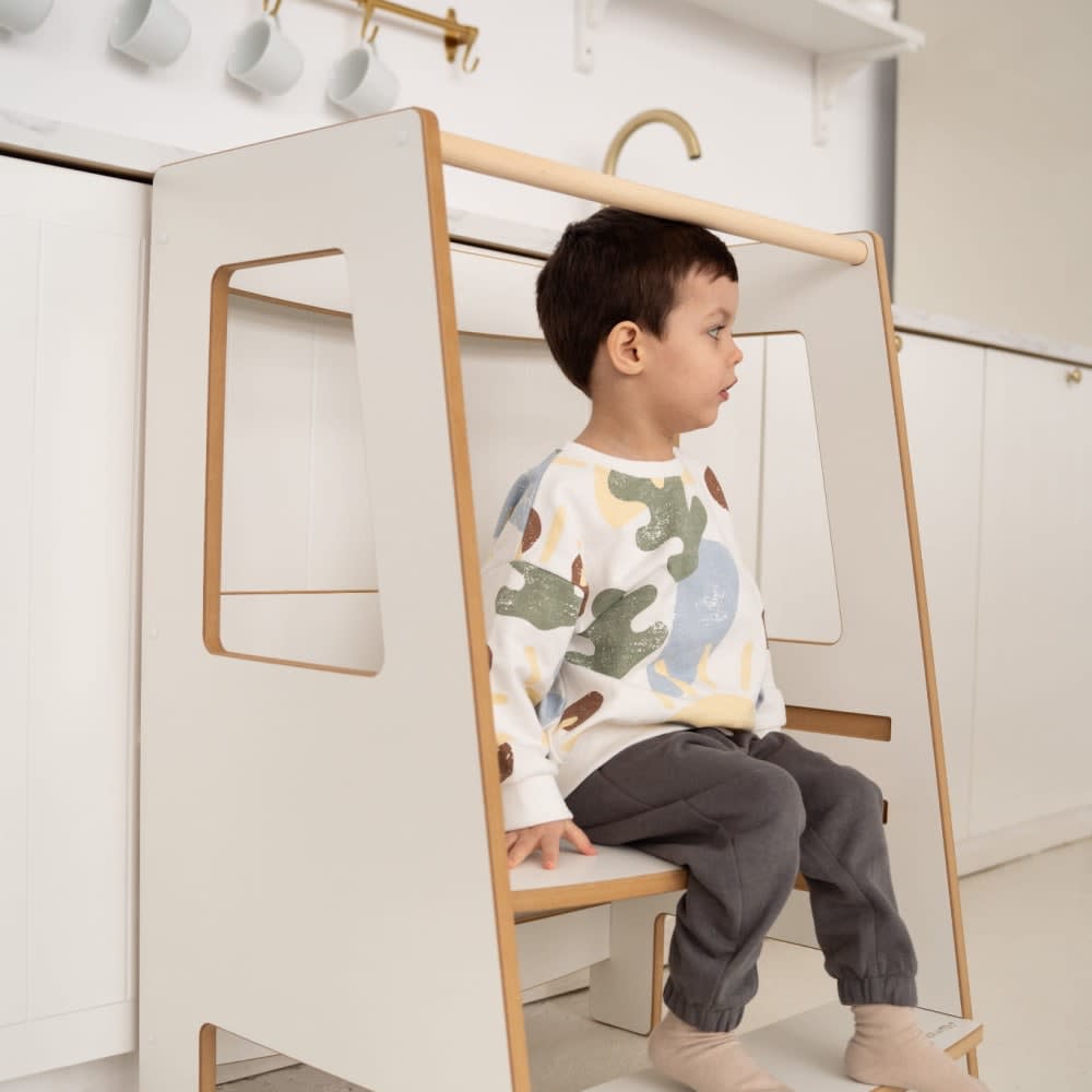 Montessori-Lernturm mit 2 Seiten für Kinder aus Holz - Maisons Du