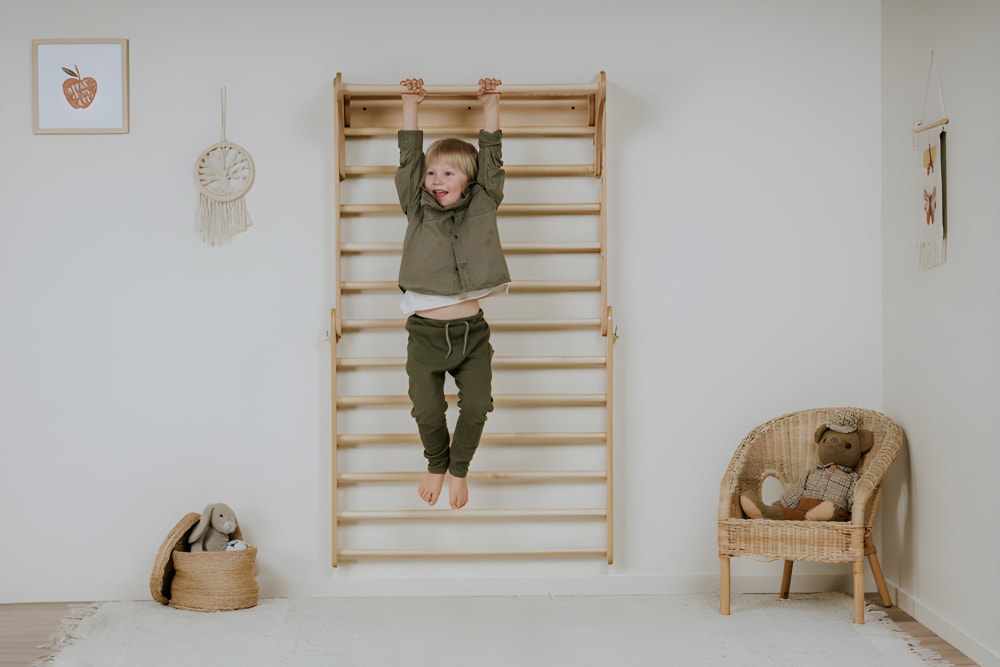 Set Pikler-Dreieck und Sprossenwand aus Sperrholz - Maisons Du