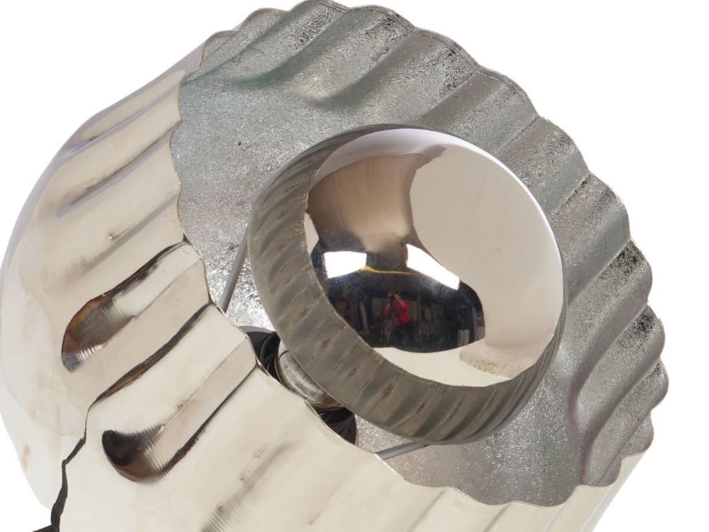 Lampe de table sculpturale en métal argenté pour salon et chambre — vue 4