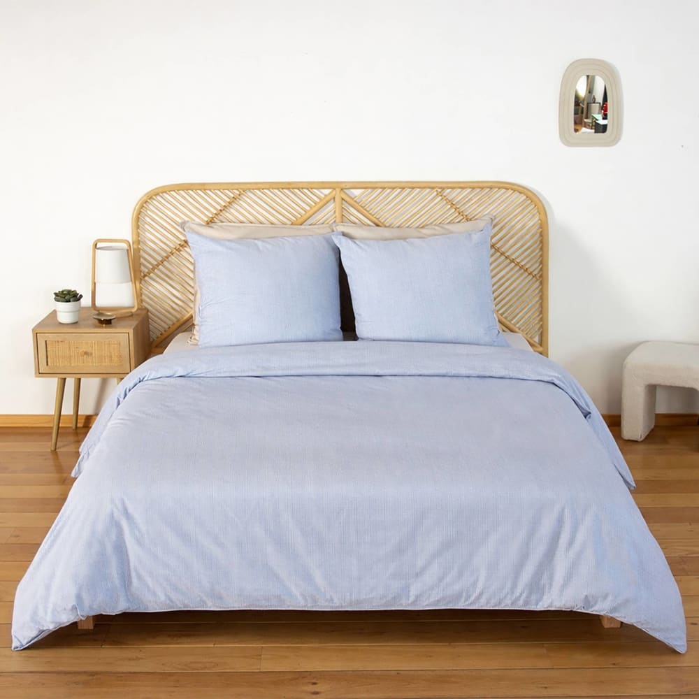 Parure de lit microfibre rayures bleu 260x240cm Parure de lit microfibre rayures bleu 260x240cm