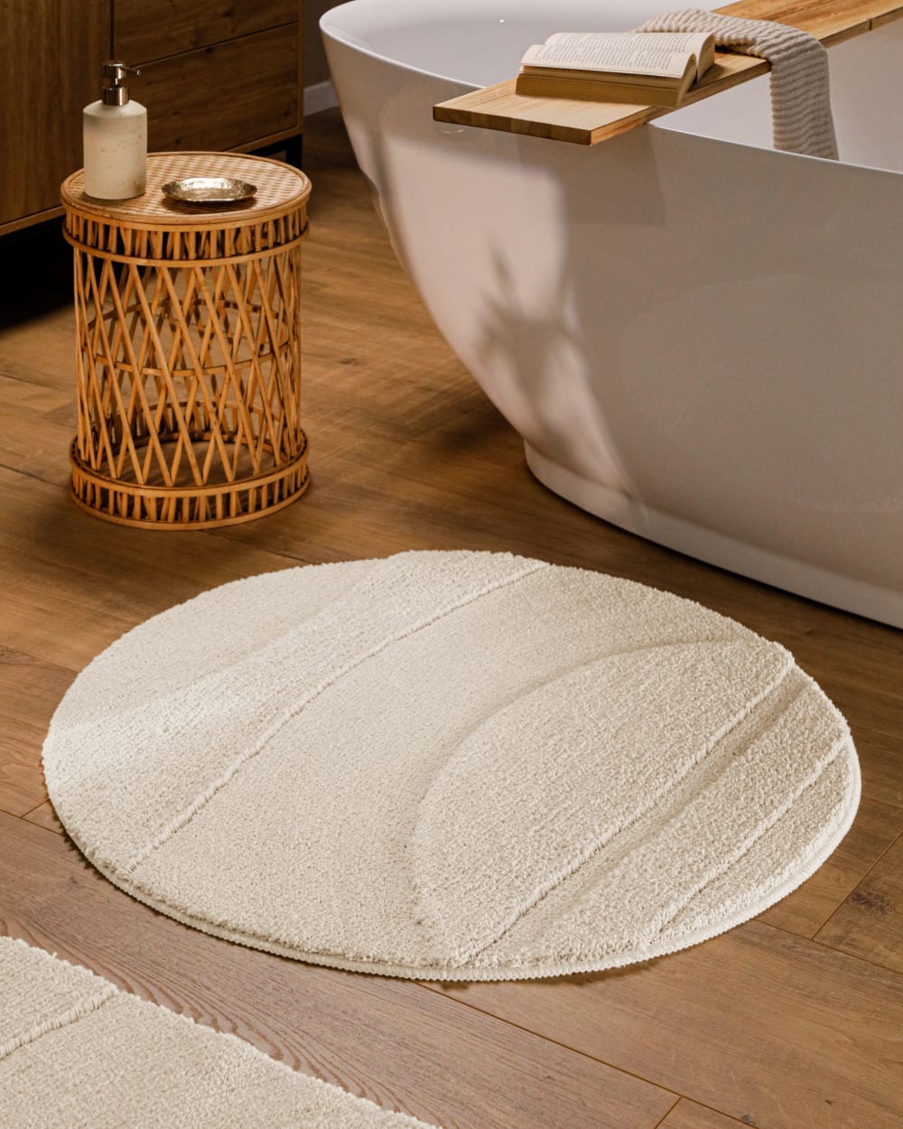 Runde Badematte mit Relief cremeweiß Ø80 - Maisons Du Monde