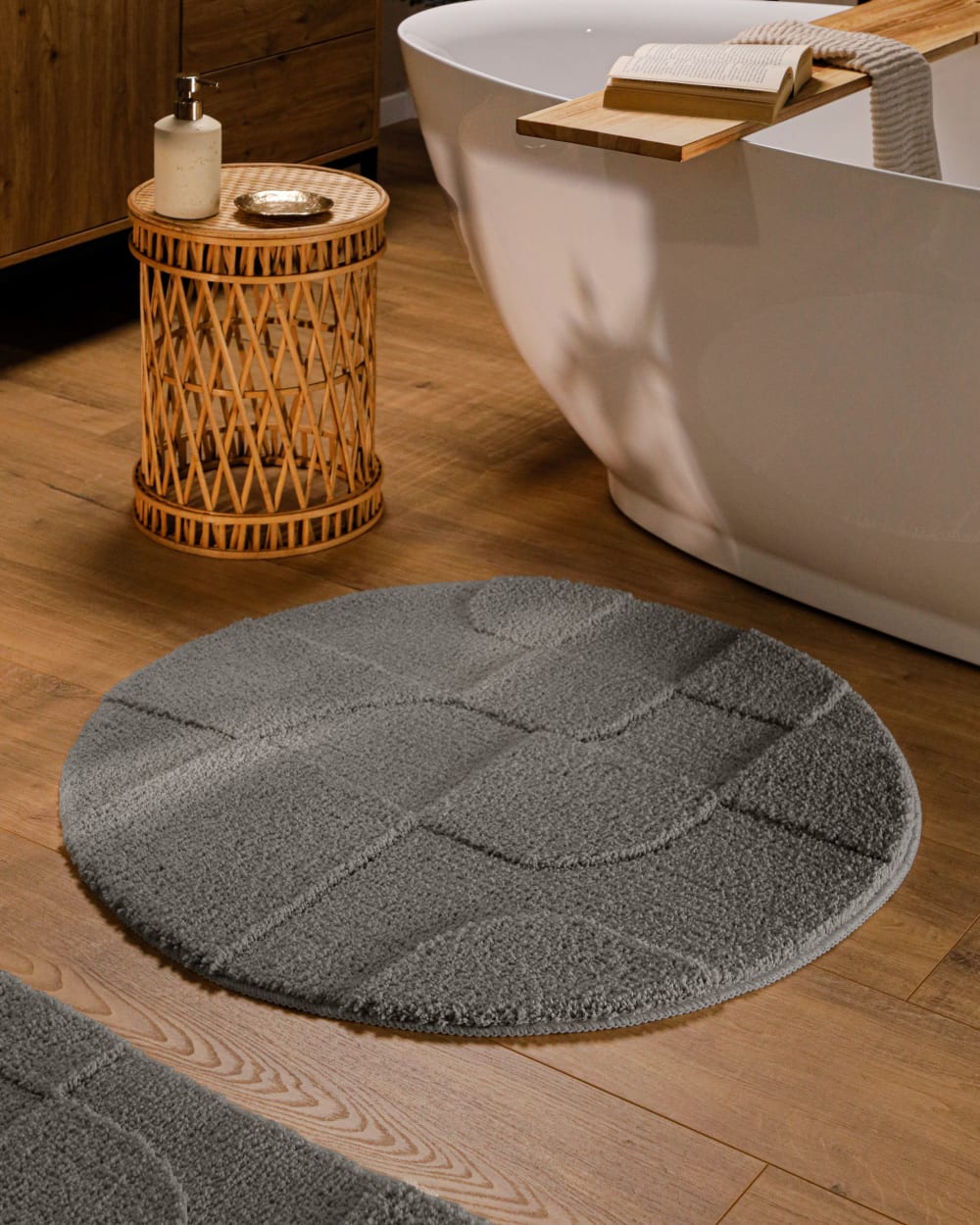 Runde Badematte mit Relief basaltgrau Ø80 - Maisons Du Monde