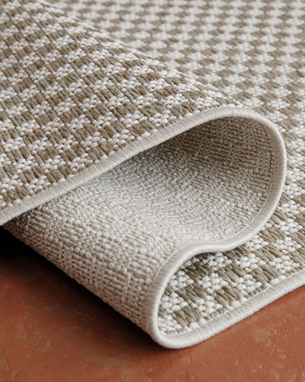 Tapis de salon motif damier beige 80x150 — vue 4