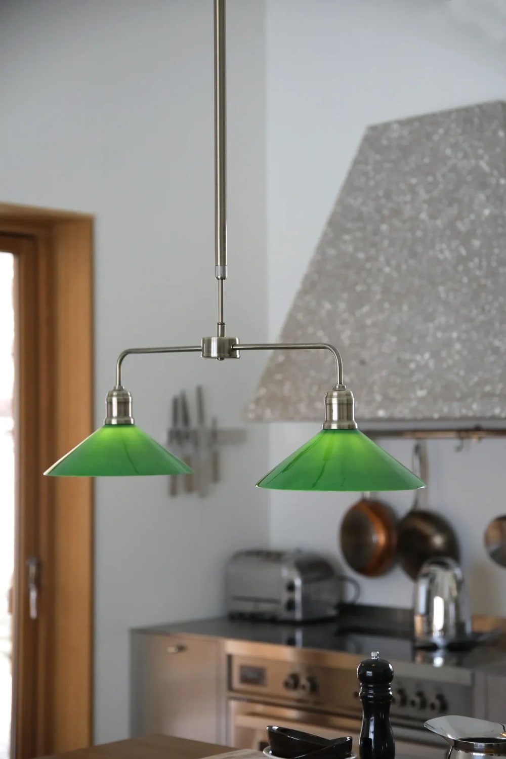 Plafonnier en métal et verre 2 lumières vert — vue 3